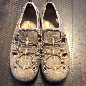 Earth Origins shoes